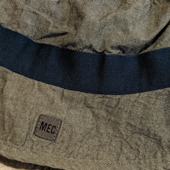 MEC Reversible Sun Hat - Picture 4 of 4